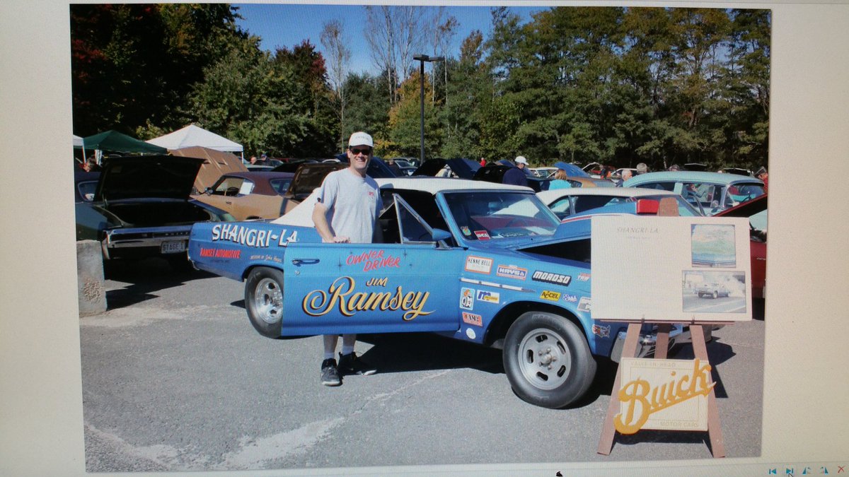 David70BuickGSX's tweet photo. Representing @Buick is my buddy &amp; his #hotrod #Buick at #BuicksInTheFall 🖖😎🖖

@evltwnHD1 @CoolRidesOnline #BITF2016 #BuicksInTheFall2016 https://t.co/xy89VDyMAG