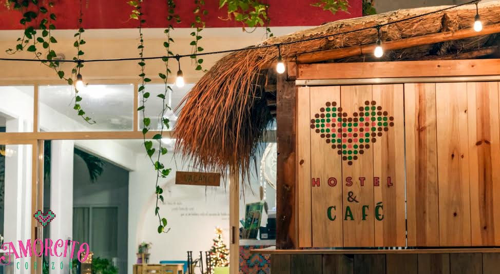 AmorcitoCoTulum's tweet photo. Come and try our delicious coffee from Veracruz; juices, fresh water, bread and ciabattas.#cafe #snack #coffeeoftheday #FelizSabado #tulum https://t.co/FlObfxpT5N