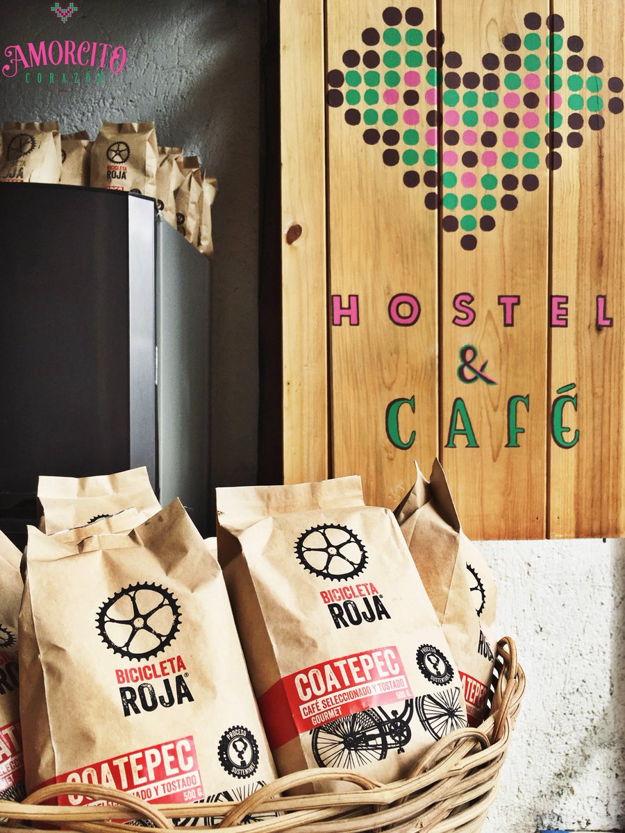 AmorcitoCoTulum's tweet photo. Come and try our delicious coffee from Veracruz; juices, fresh water, bread and ciabattas.#cafe #snack #coffeeoftheday #FelizSabado #tulum https://t.co/FlObfxpT5N
