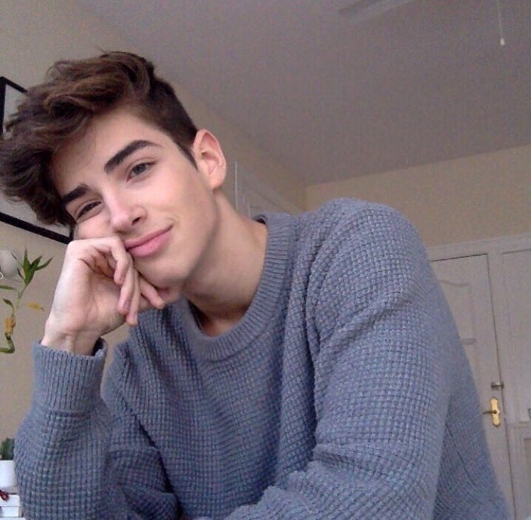 new !! do me a favor and retweet? 🌿