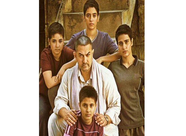 Filmfare (@filmfare) on Twitter photo #JioFilmfareAwards
The #Dangal reigning streak continues!
<a href="/aamir_khan/">khan saab 🥰</a>'s blockbuster wins the award for Best Film. #JioFilmfareAwards
The #Dangal reigning streak continues!
<a href="/aamir_khan/">khan saab 🥰</a>'s blockbuster wins the award for Best Film.
