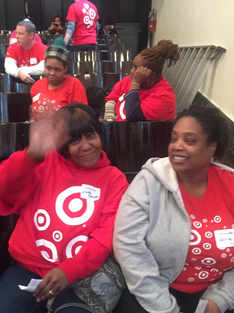 #MLKDay2017 #TargetVolunteers #T1889 <a href="/Miz_Lizeth/">Lizeth Velasco</a> <a href="/nagel_bryan/">Bryan N</a>