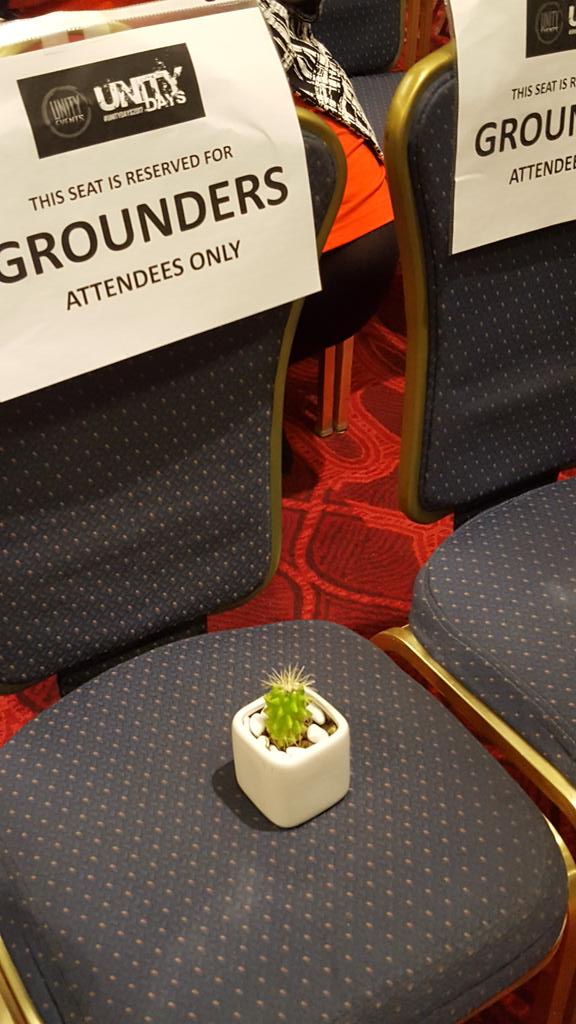 April_Le_'s tweet photo. #Bactus waiting for #TheDelinquentPanel to begin at #UNITYDAYS2017 https://t.co/4gC6T5acJu