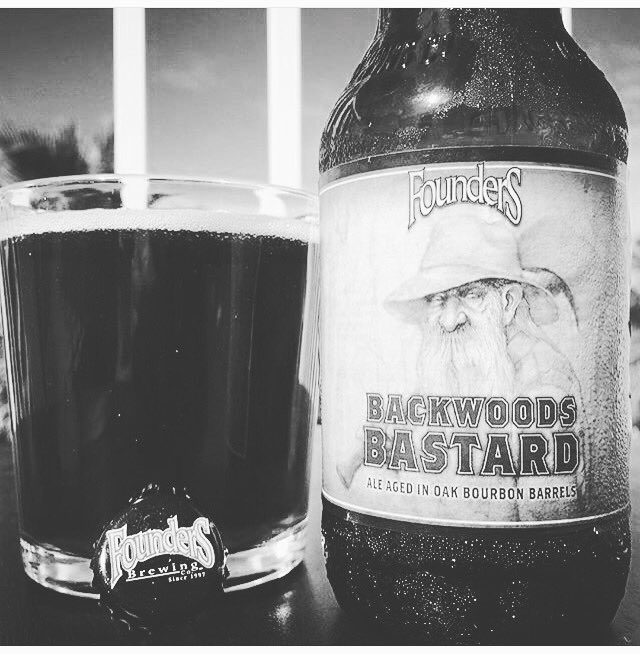 losersundaze's tweet photo. @foundersbrewing #backwoodsbastard #backwoods #bastard #aged in #oak #bourbon #barrels #beer #beers #losersundaze https://t.co/MybodMWNOZ