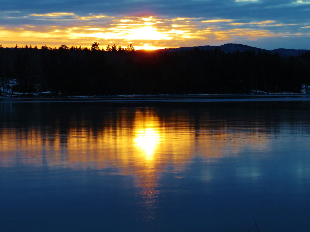 edingolo1's tweet image. Tonights sunset, Newfound Lake NH