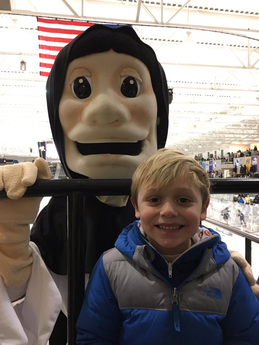 JennJenno1013's tweet photo. @FriarsHockey https://t.co/hoaZuTdort