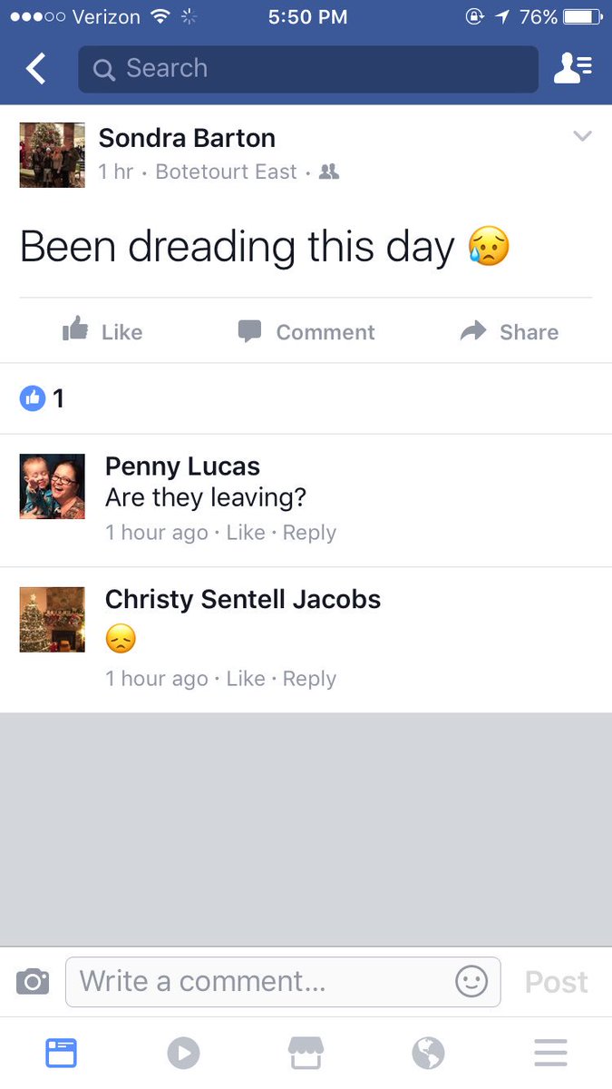 lindseybarton's tweet photo. My mother is the definition of extra๐๐ #BackToLU https://t.co/nnalJNSrn3