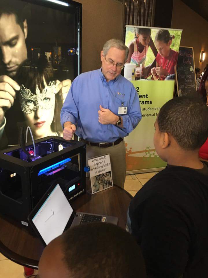DirectorMSiC's tweet photo. We had a ton of math, rocketry, 3D printing and cryogenics activities for parents and students before our  Hidden Figures movie event today! https://t.co/vWOKTdOZBW