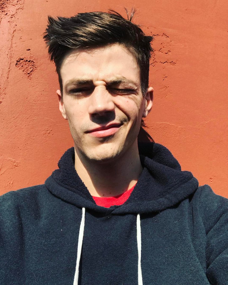 Dono das melhores selfies simm pode entrar grant gustin
HAPPY BDAY GRANT FROM BRAZIL 