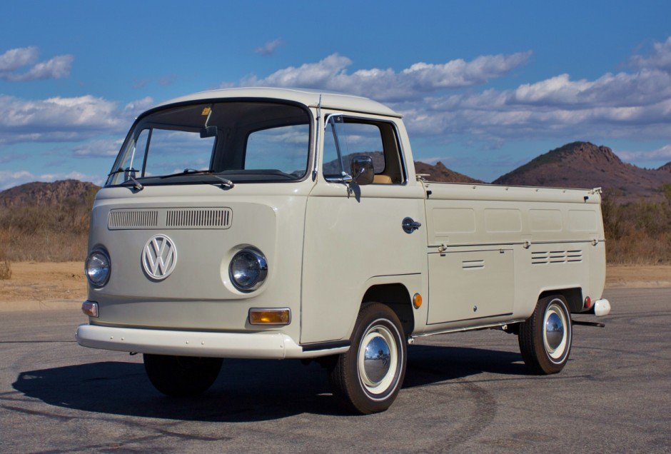 acvwpassion's tweet photo. #SingleCabSaturday is here to end the day right! #ACVWPassion #Volkswagen #VW #AirCooled #Bus #Type2 https://t.co/tq3A3gsG7o