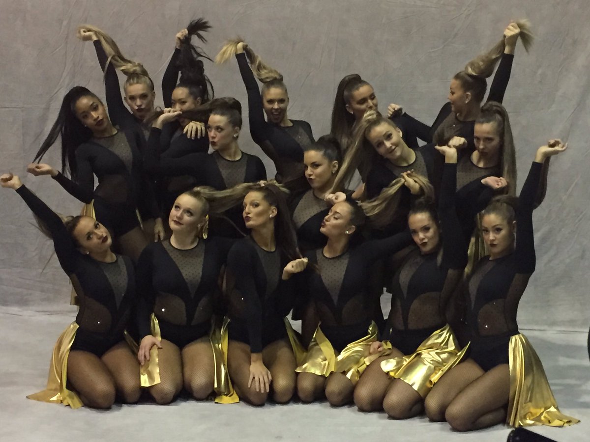 jrichelew's tweet photo. Hip Hop Nationals team. #readytobringit. @UMichDance https://t.co/7bLUCo7vwC