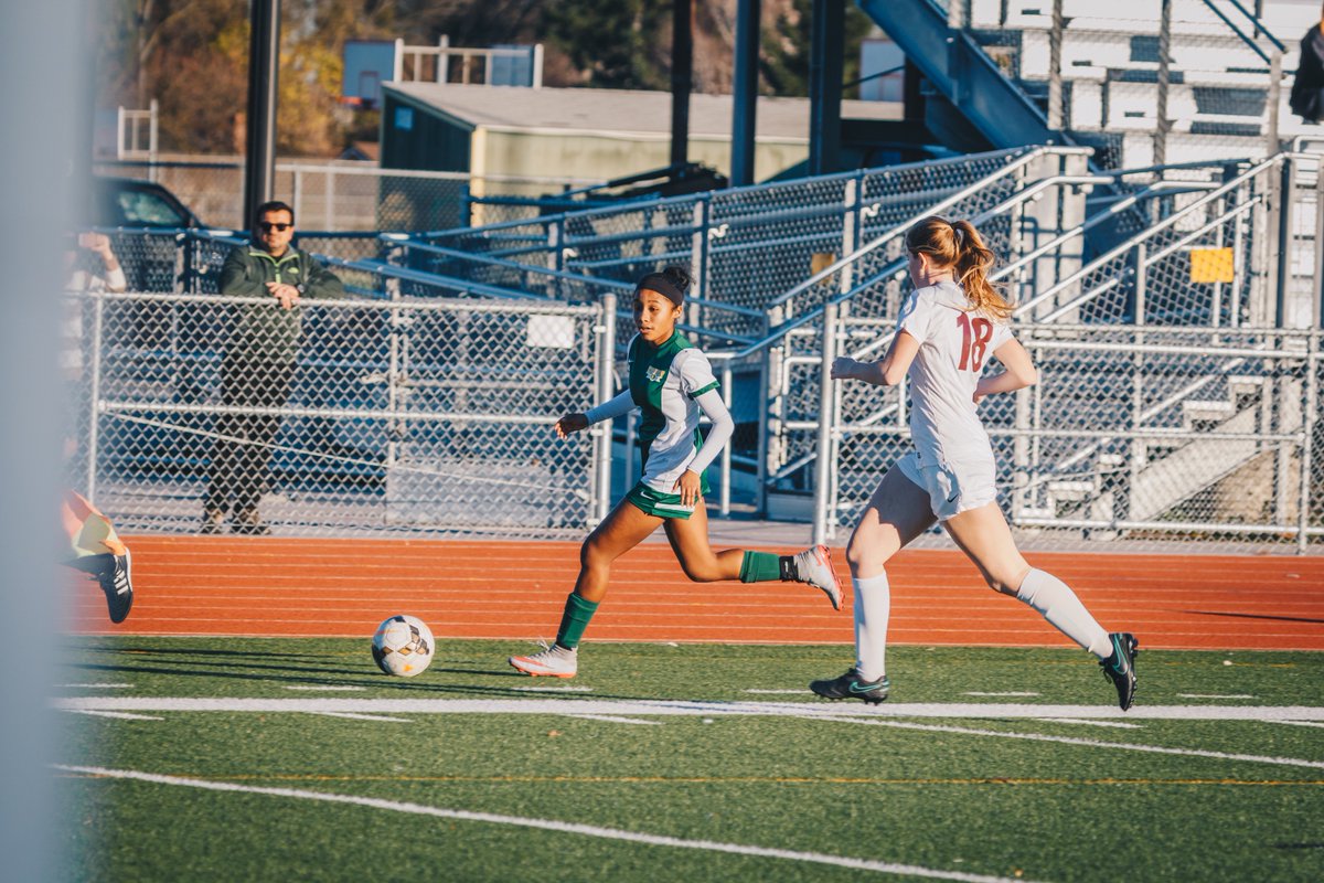 KeeganMax's tweet photo. JFK Womens Soccer vs. McClatchy ✔️ https://t.co/NQnegvXxIy