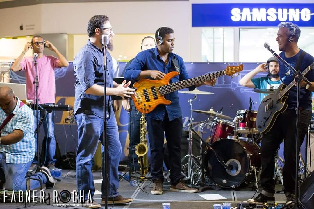 BandaEsquadros's tweet photo. Tamo de volta! #novasdatas #bandaesquadros https://t.co/9yHEWQ3Ta0