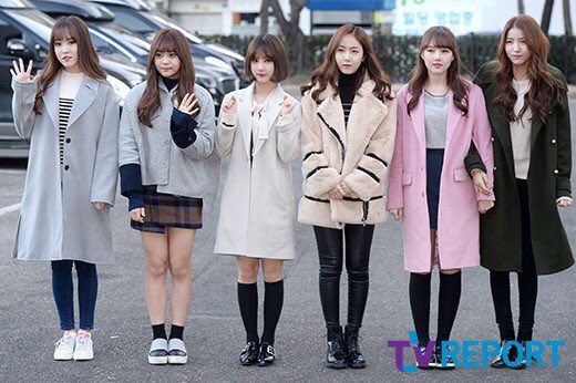 gfriendunited's tweet photo. [PRESS] 170115 GFriend going to the recording of KBS' Lunar New Year Special 'Girl Group Great Battle: The Family's Honor' https://t.co/Xek8O7e64O