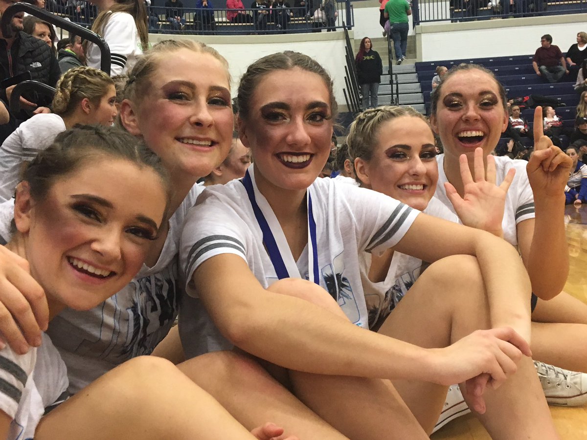 UtahNikkiWard's tweet photo. Proud Mom Moment - Katie took 5th Place in the 2A/3A Drill Down at the Rocky Mountain Invitational! @JDCHS https://t.co/iHlLjflPDw