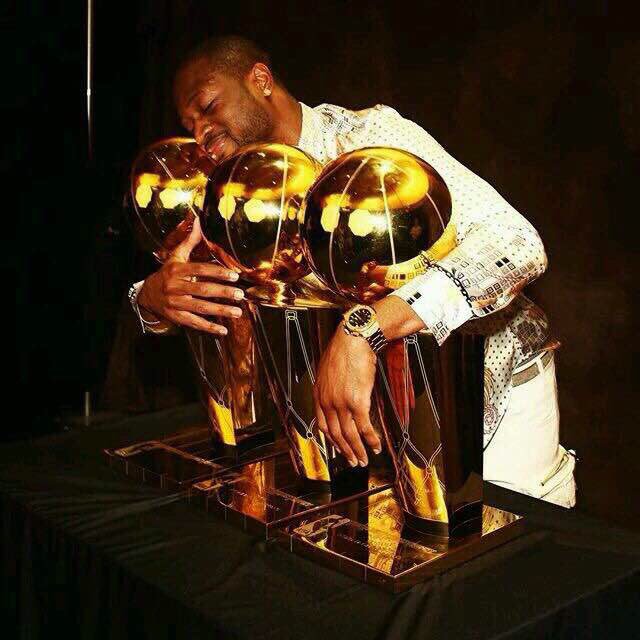 KishiMayu3's tweet photo. #NBAVote @DwyaneWade https://t.co/2XTaAXuEMZ