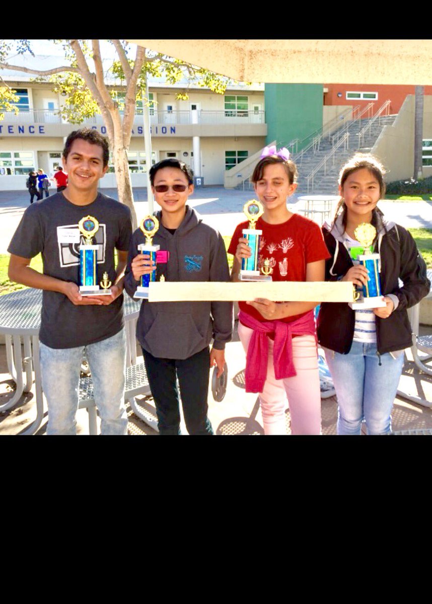 adeseriere's tweet photo. SoBay Engineering Hackathon #2 80 students, dozens of volunteers &amp; 20 trebuchets  @northropgrumman @NSTA @Quest4edu https://t.co/d9NNdCFEYP