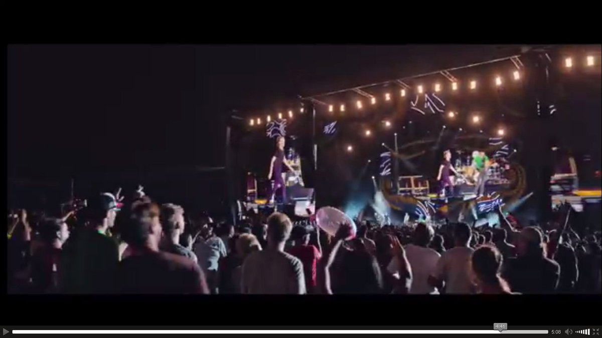ST0NES's tweet photo. 発見してしまった。
#CondomBalloon 飛んでた。

Paint It Black (Havana Moon)
https://t.co/DuJDedFdOE
The @RollingStones

on #twitter
https://t.co/jLDZ6aSe8F https://t.co/4YHjNnOMBL