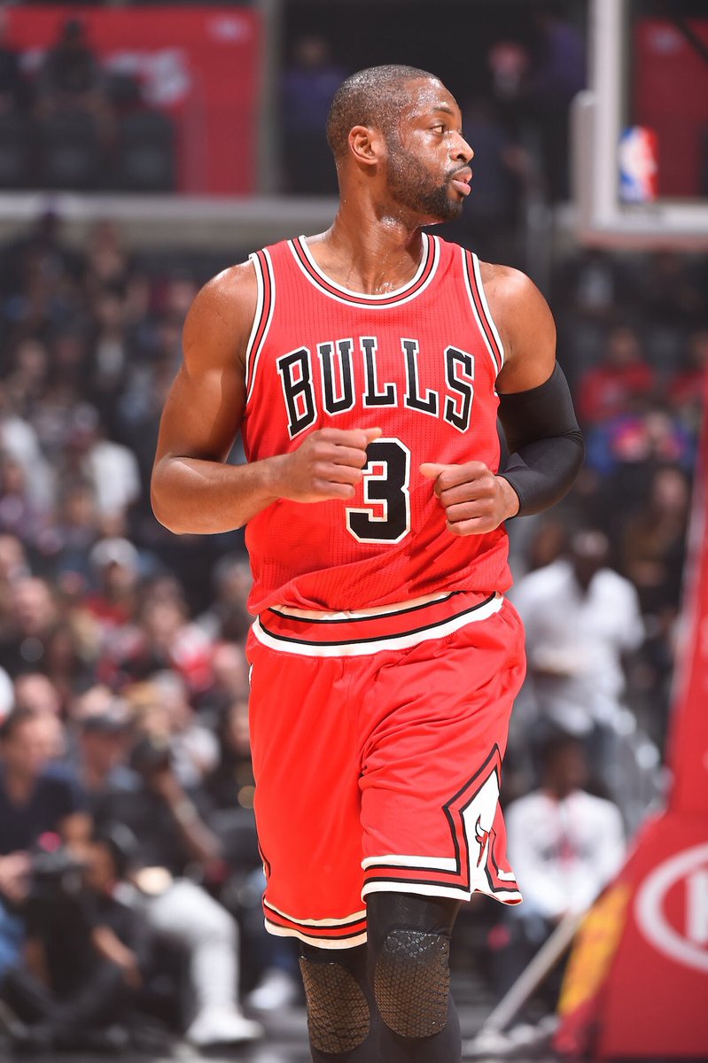 EDCCCCCSG's tweet photo. @DwyaneWade #NBAVOTE https://t.co/gZr4xd8BTv