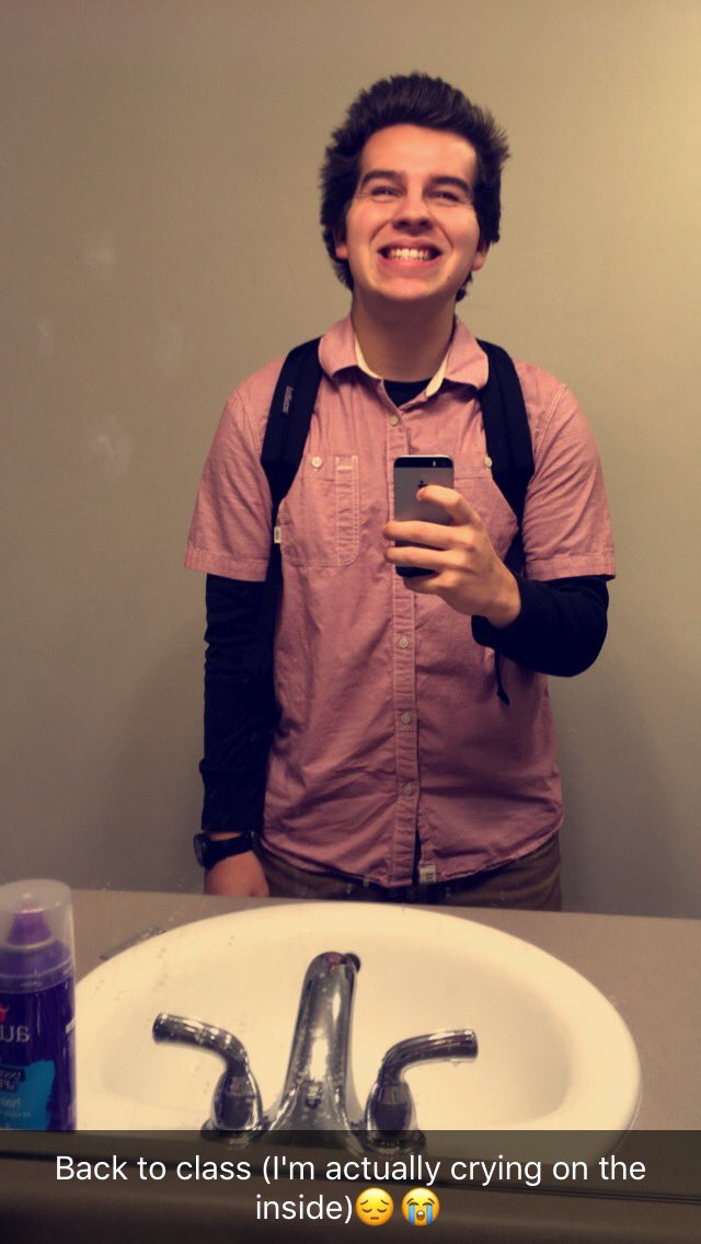 averyjtutton's tweet photo. First week of college, starting off strong! #BYUI https://t.co/6PbSNgxfEi