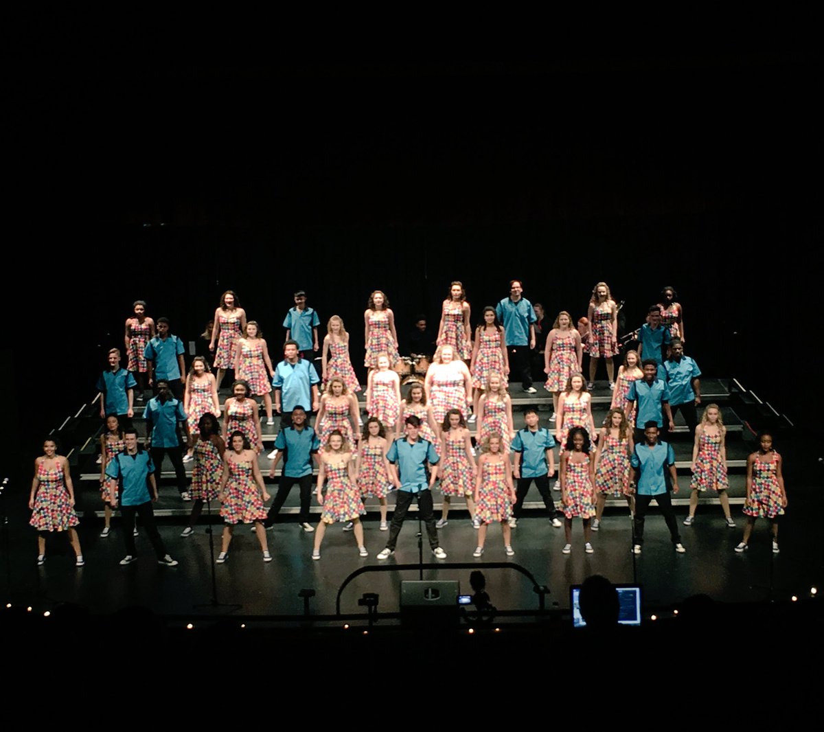 MuscatineComp's tweet image. FINALIST #1-
Davenport North
"Northside Establishment"
#RCS17