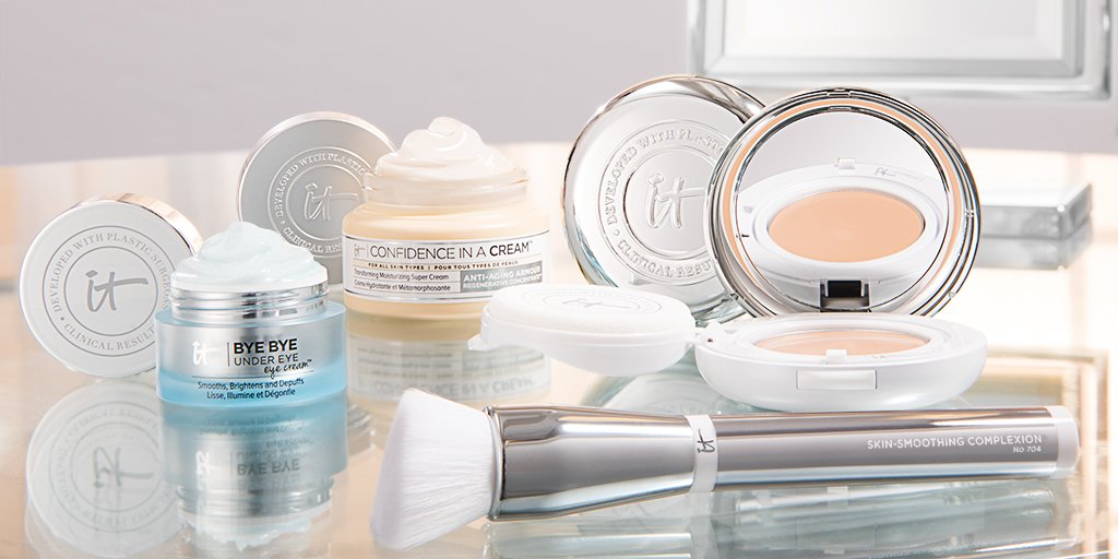 Itcosmetics's tweet photo. RT if you purchased this #TSV! If you haven't, there's still time. Shop yours now at @QVC https://t.co/DjEd4ICEZX. #Offer ends midnight ET. https://t.co/gCcHdu8YBE