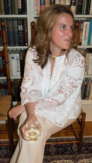 USBevX's tweet photo. We are so excited for her to speak at #USBevX 2017! Her workshop details: https://t.co/4u7t39I666 #CathyHuyghe @cathyhuyghe #enolytics #wine https://t.co/bUKaeOdWc9