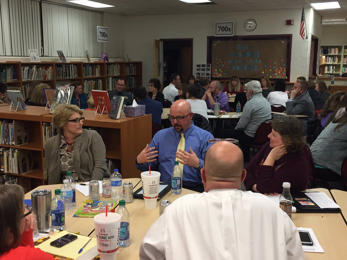 kdworkshops's tweet image. Helping @drjerrodwheeler and PLC leadership teams go deep with PLCs. #kdfiredup