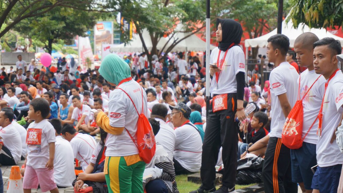 wisatasemarang's tweet image. Keriaan di acara #LoopFunRun pagi ini, ada yang ikutan? #Semarang