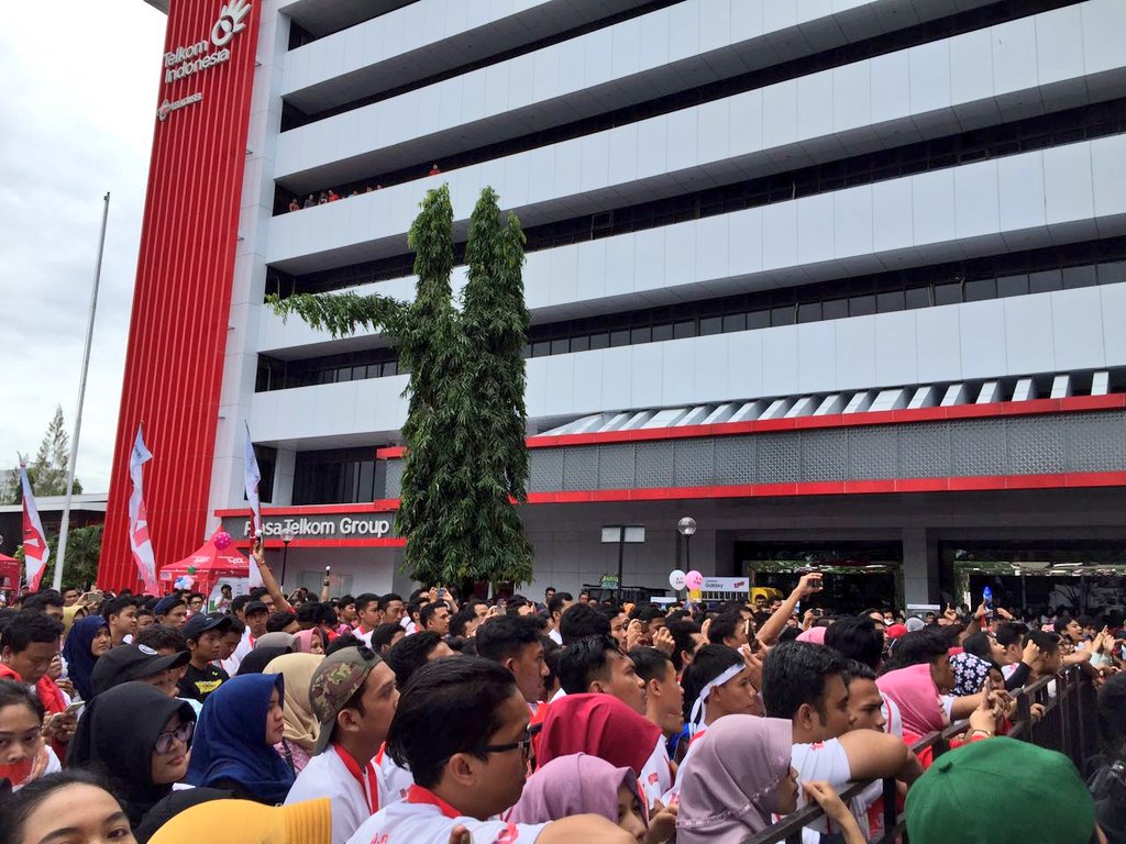 RANforyourlife's tweet image. Saat lagu &quot;Ombak Asmara&quot; di #LOOPFunRun CFD Semarang.