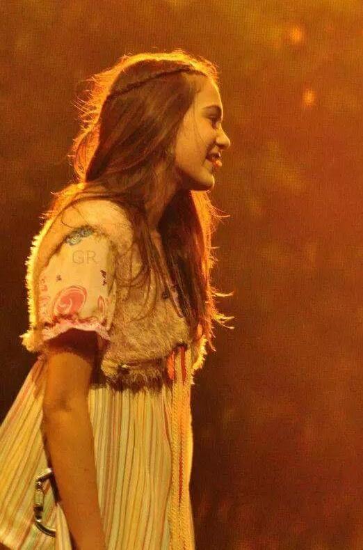 EscudoDomenech's tweet photo. Aliados el musical #FlashBackCaroDomenech https://t.co/AcHUkON6Sv