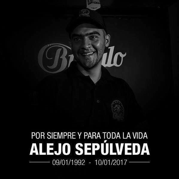CaritoR21's tweet photo. Así Como En 24 Horas Se Encuentran Los Ladrones Por Q No Darle Mayor Importancia A Capturar Asesinos 

#QueremosJusticia @FicoGutierrez https://t.co/yidJxOIcCX
