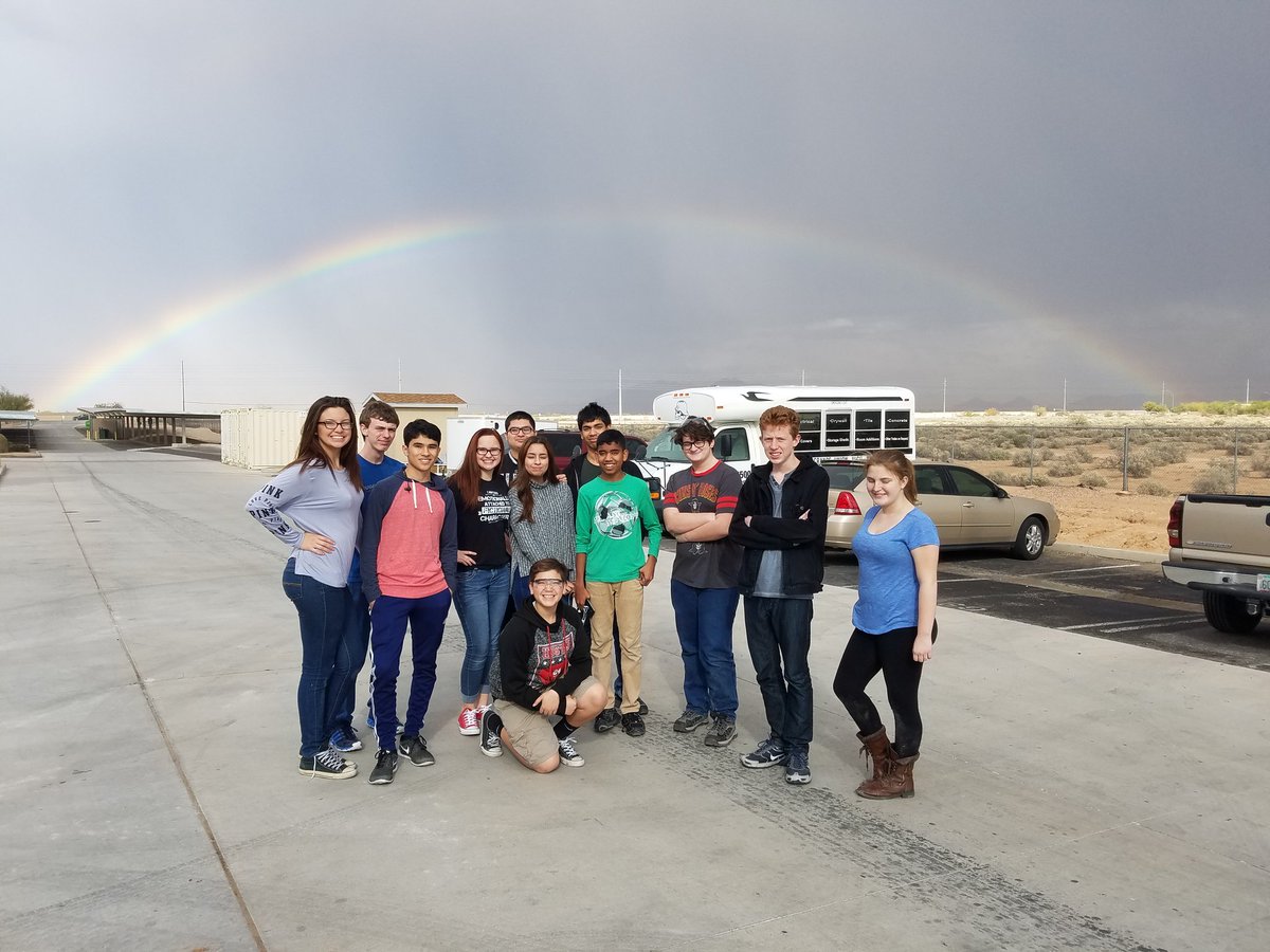 jhmorris's tweet image. A little rain in the desert makes for awesome rainbows. #cvhsengineering