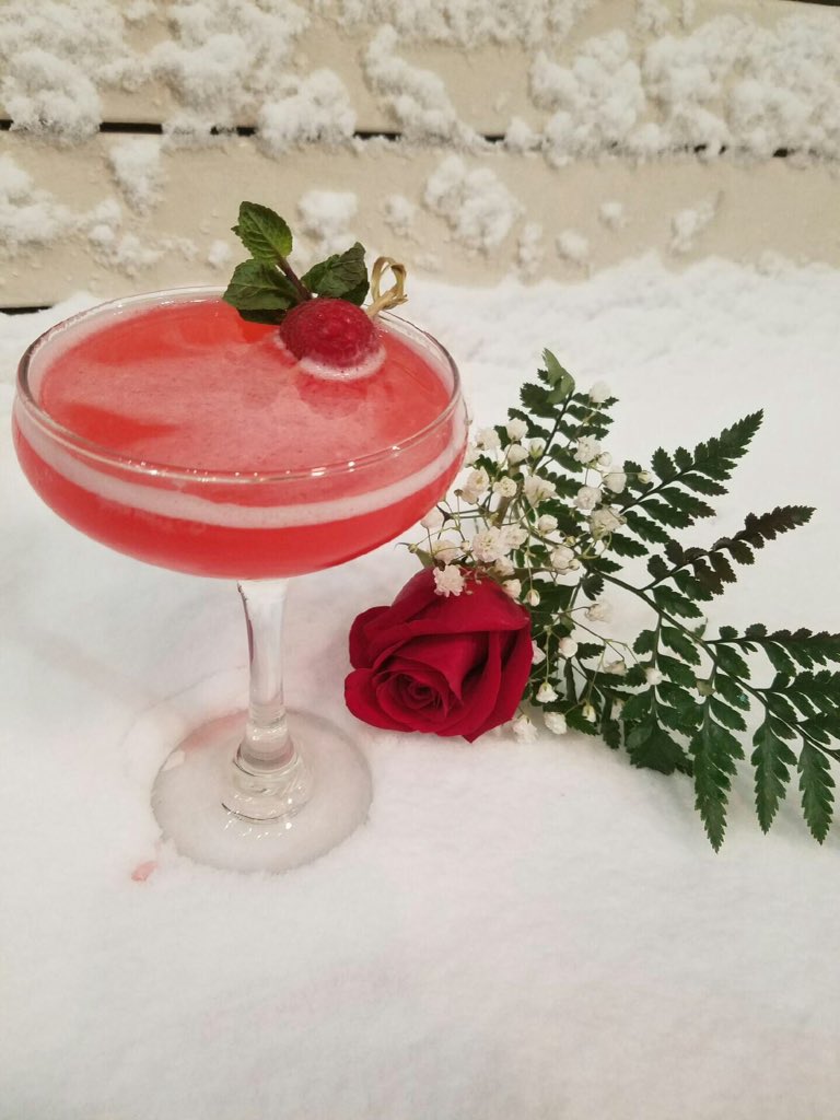 whitmanandbloom's tweet photo. Come enjoy one of our nice refreshing cocktails. Don't forget to bring that special someone for Valentine's Day https://t.co/9t6VnYz1Jy