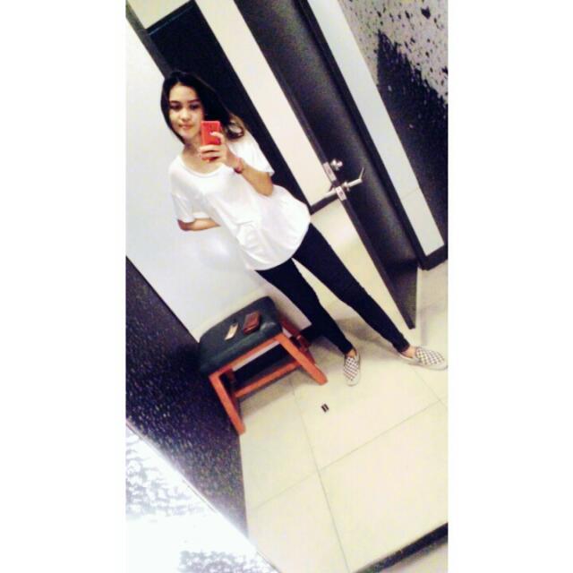 RetnoAlexia's tweet photo. #FotoProfilBaru https://t.co/FVPN2UJPAX
