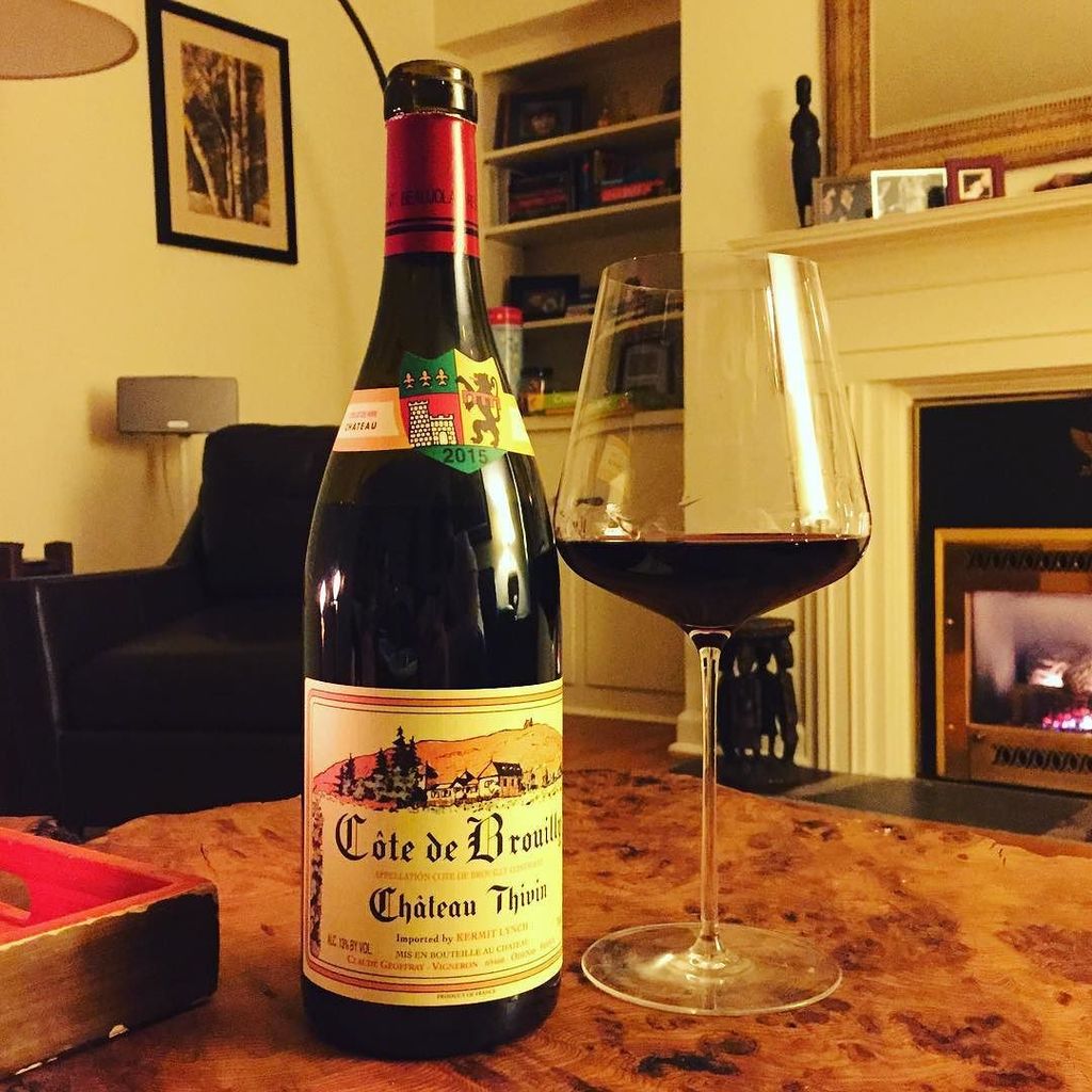 winetwitt's tweet photo. Old school cool. '15s are ⚡⚡ https://t.co/Qt5RwfyQ6j https://t.co/YAk5AHeHZu