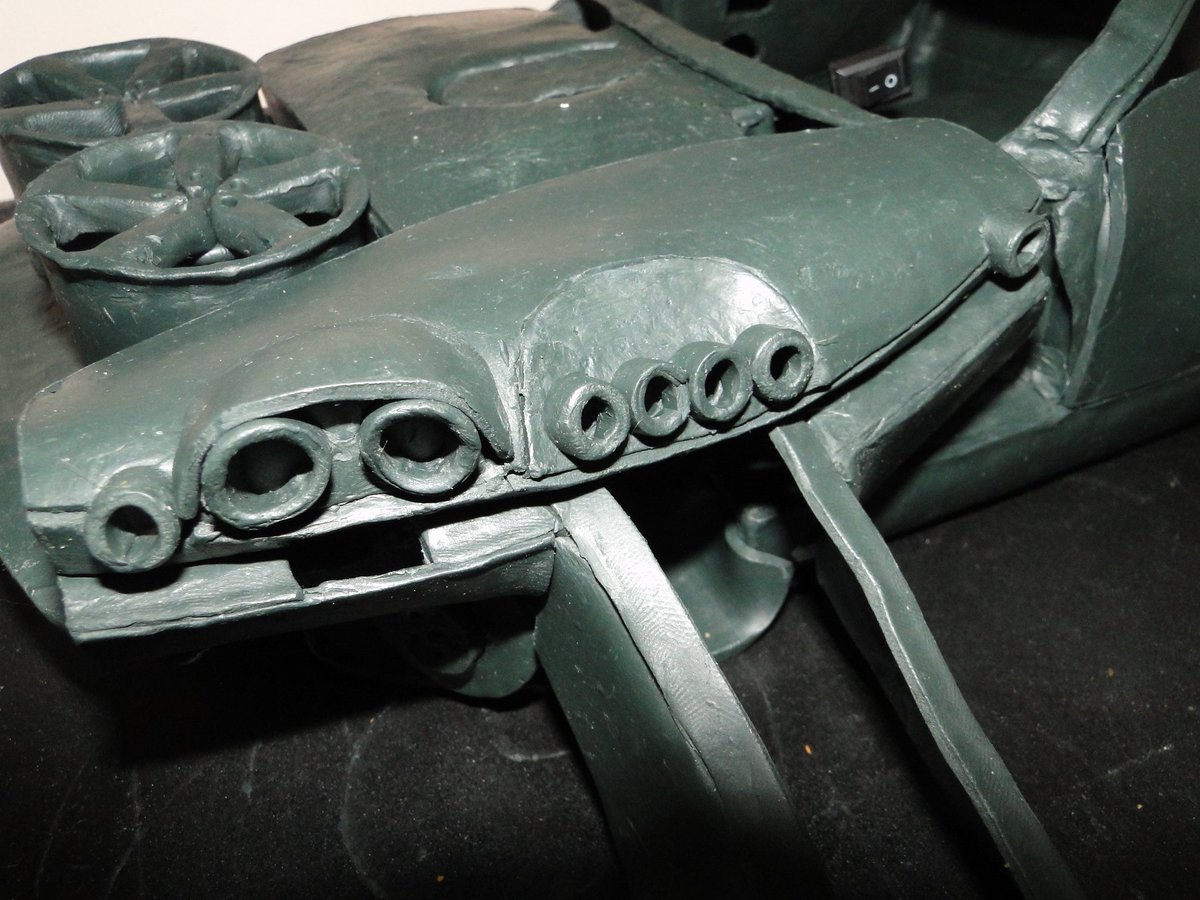 PlasticBY's tweet photo. AMG GT
#mercedes #plasticine #engineer #sculptor #modeller #designer #mechanician #modeler #patternmaker https://t.co/Xo1Vp71EHg