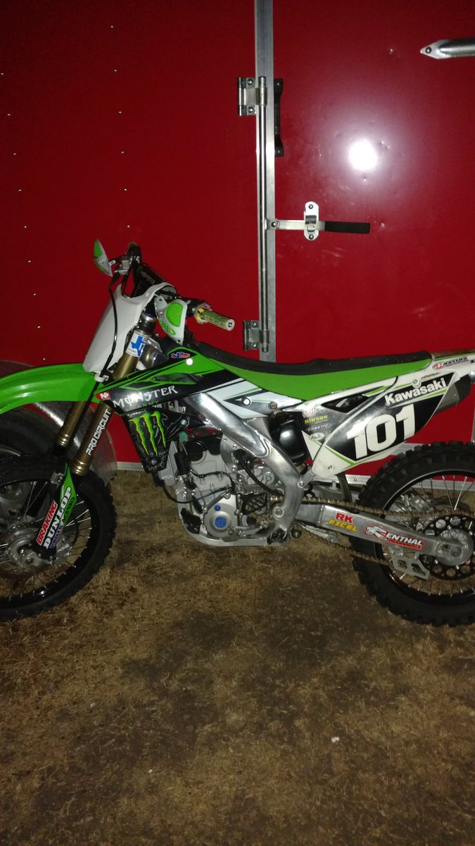 redridersmith14's tweet photo. Monster army graphics #MilitaryAppreciation #monsterarmy #sxonfox #gotomac https://t.co/ONoTZmFSPA