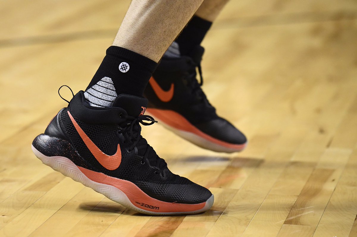 nike 2017 zoom rev