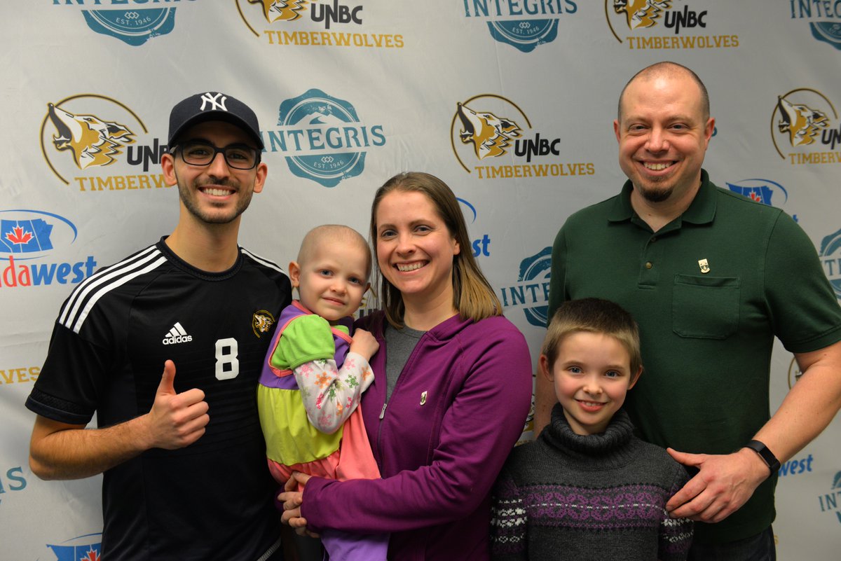 UNBCATHLETICS's tweet photo. Look who is here! Our MVP of the Month, 5 year old Olivia Frost and her family are taking in tonight's games! Happy to have you!!! https://t.co/LnYZdqMWXK