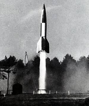 ゴールド ロケットロンドン45㎝k9ネックレス とツバメと木の