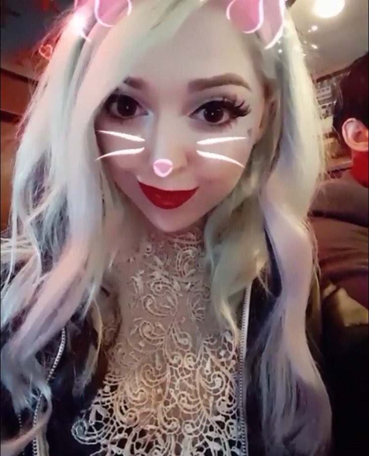 Lyra Grace (@beautifulhorrcr) on Twitter photo 