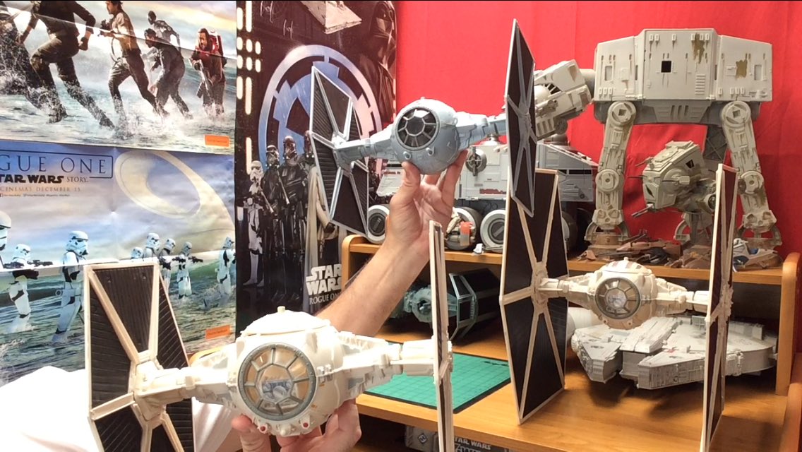 S4UFOsAu's tweet image. When will @HasbroNews come to their sense? Give us the vehicles that we are looking for. #Quality #NotOverPriced #Availability #RedLeaderOne