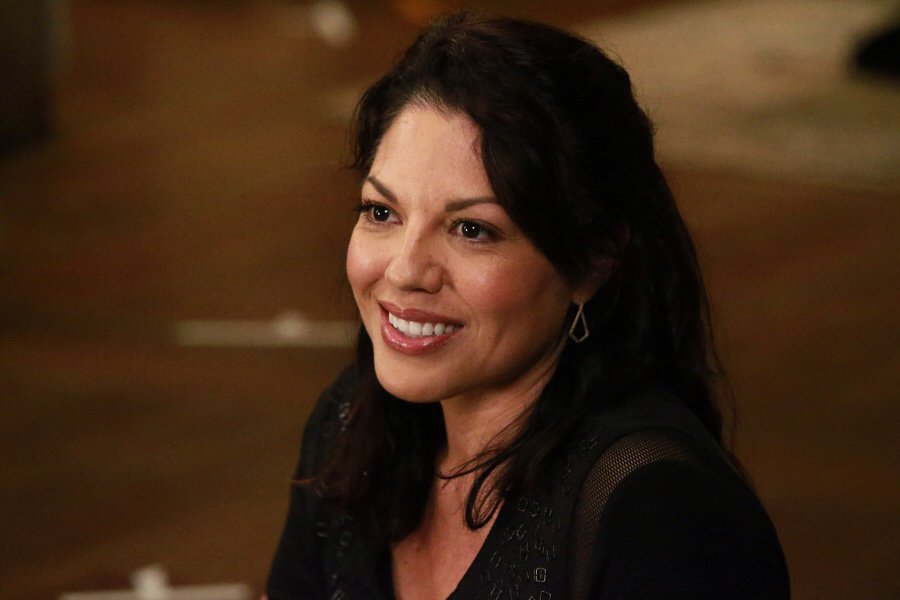 SARA  RAMIREZ C2M3PcfWIAAWE2w