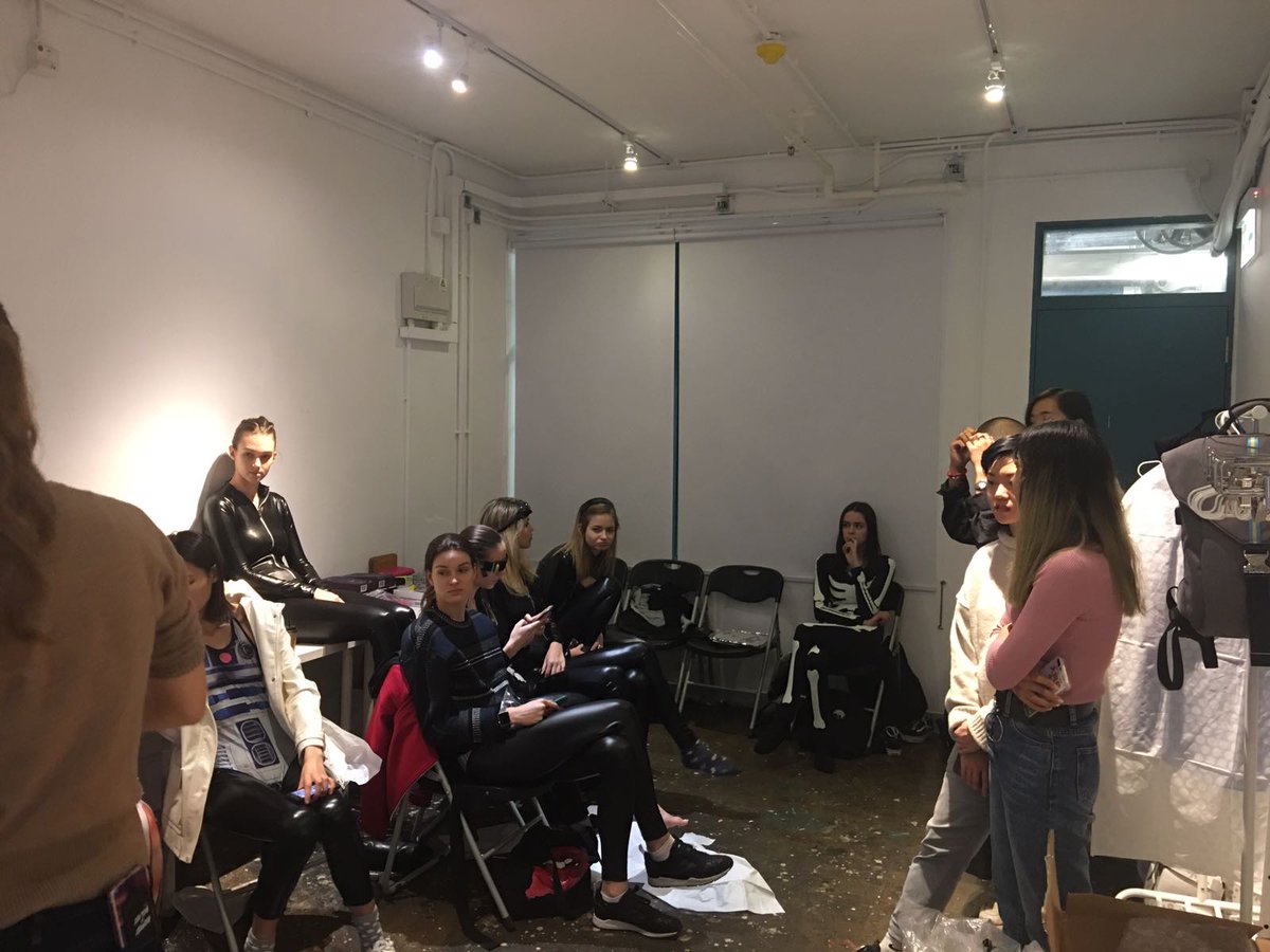 FashionTechAsia's tweet photo. Behind the scene of #FTA2017 #runwayready The team and the crew are gearing up for the rehearsal.  ARE YOU REAAAADDDDYYYYYY?! 😎🎉🎉🎉 https://t.co/UqKT1O0pER