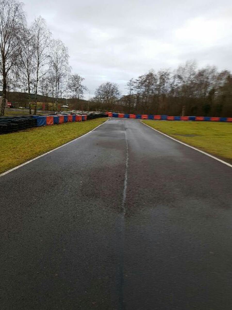 WSKCLarkhall's tweet photo. Track clear &amp; open for practice today! https://t.co/O28hKSxzE4
