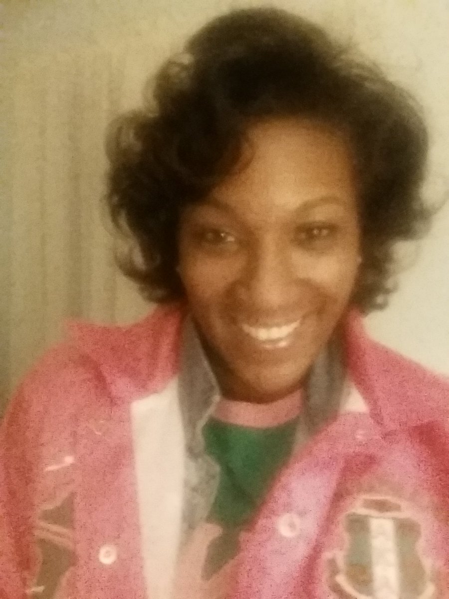 LondonRW's tweet photo. Let our Founder's Day celebration continue...I LOVE my AKA. 💚💕💚
Komplete Perfec7ion - 11.22.15 - gradeAKA #7 #AKA1908 https://t.co/LciKKC5IOw