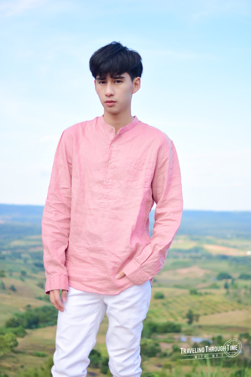 tttwithtoey13's tweet photo. Your eyes stoll all my words away. ✨ #TTTwithTOEY https://t.co/1BUOqIXHfw