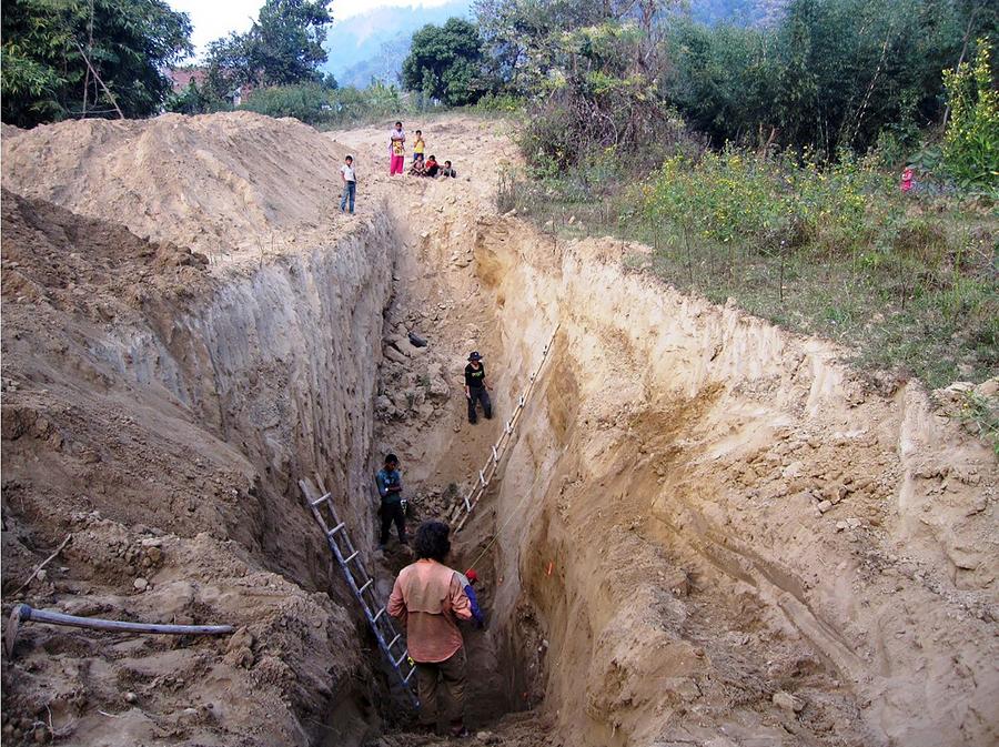 NepaliTimes's tweet photo. We should neither be paralysed by panic, nor relax and think that the big #earthquake has passed https://t.co/77eswhOuEa #19thESD #Nepal https://t.co/MAHL4cMY1w