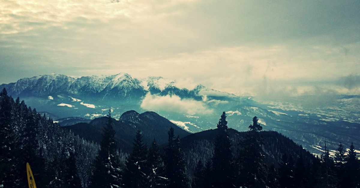 Another day skiing in Poiana Brașov
romania-to-go.com